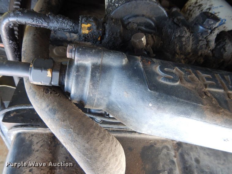 image for item DH4492 1981 Gleaner L2 combine