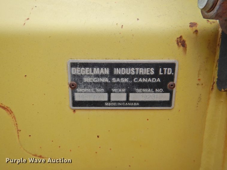 image for item DI0187 1998 John Deere 9400  4WD tractor