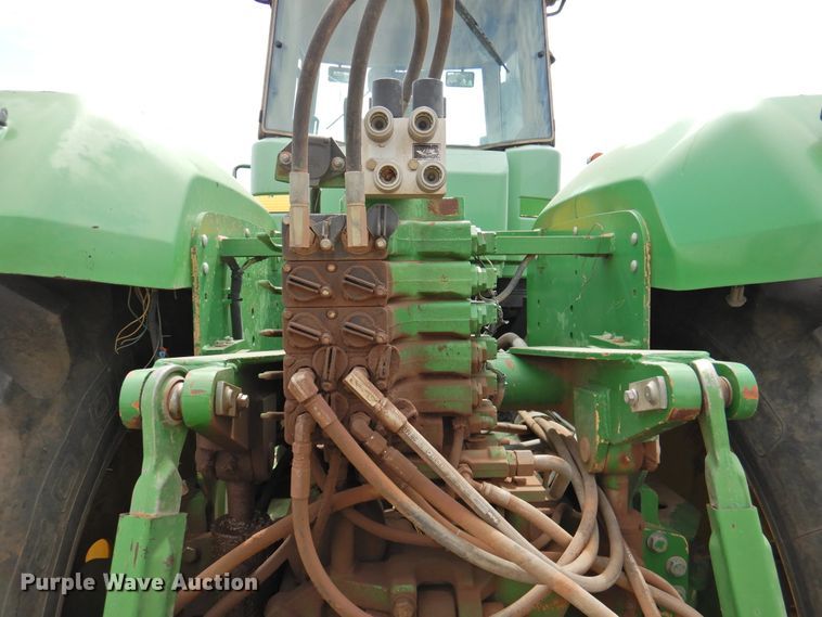 image for item DI0187 1998 John Deere 9400  4WD tractor