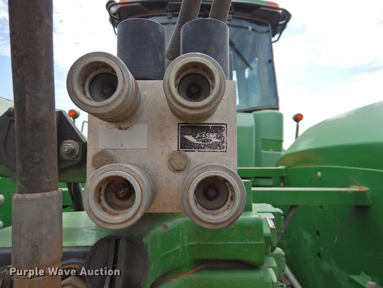 image for item DI0187 1998 John Deere 9400  4WD tractor