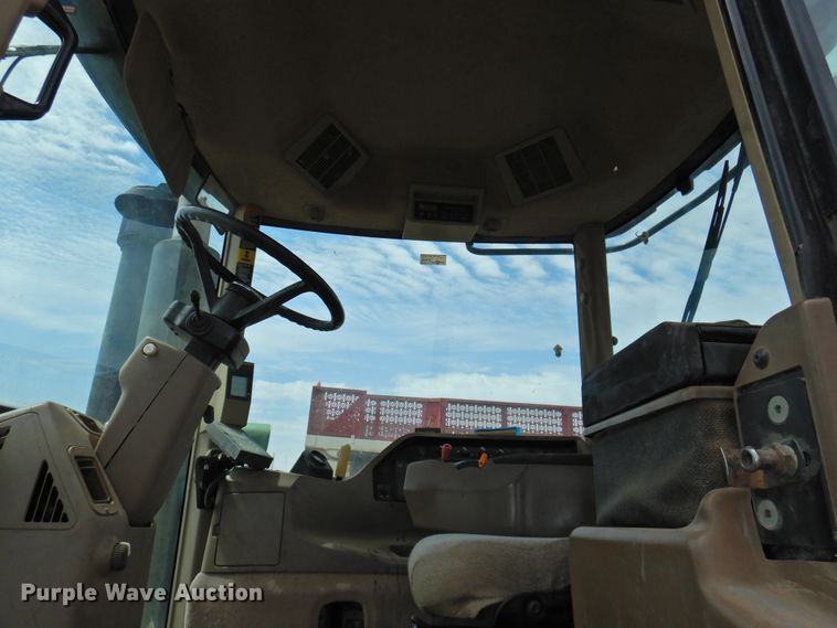 image for item DI0187 1998 John Deere 9400  4WD tractor