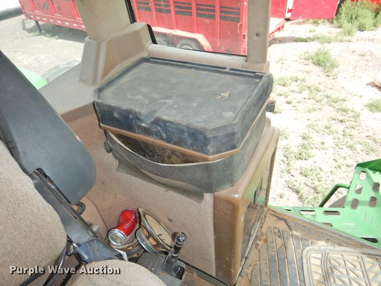 image for item DI0187 1998 John Deere 9400  4WD tractor