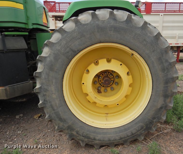 image for item DI0187 1998 John Deere 9400  4WD tractor