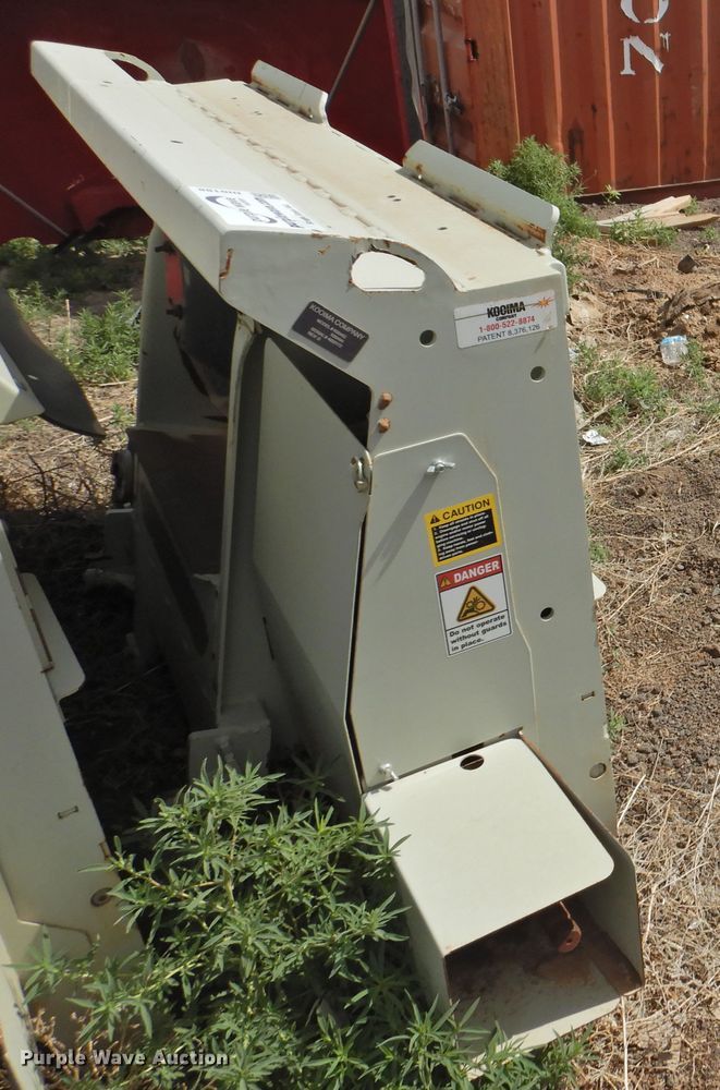 image for item DI0188 Kooima corn head adapter