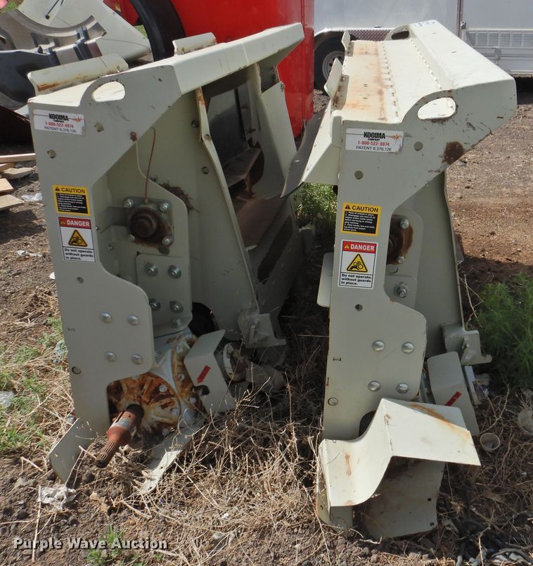 image for item DI0189 Kooima corn head adapter