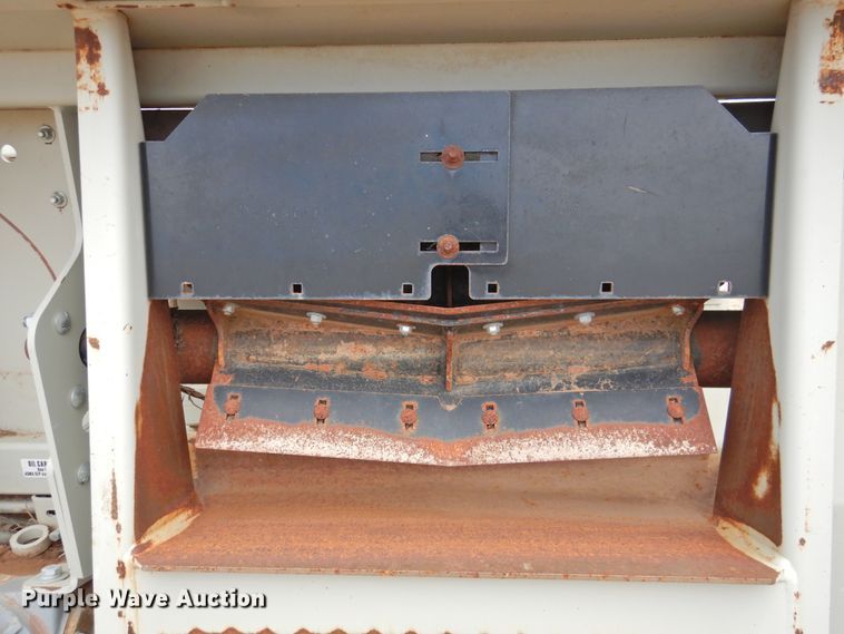 image for item DI0194 Kooima corn head adapter