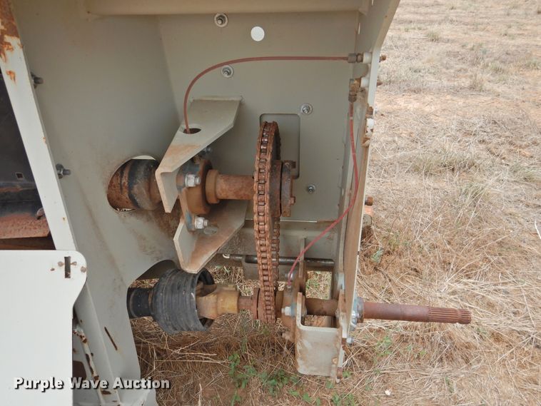 image for item DI0195 Kooima corn head adapter