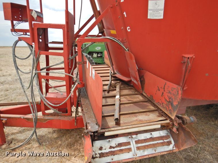 image for item DI0196 Schuler MS1050 feed grinder/mixer