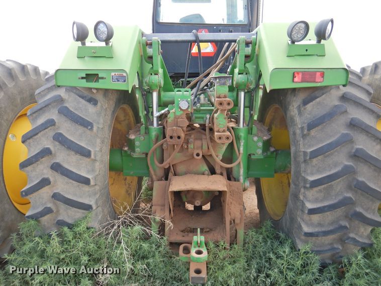 image for item DI0200 1991 John Deere 8960  4WD tractor