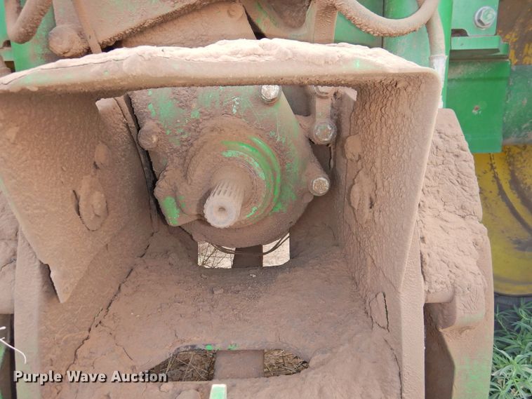 image for item DI0200 1991 John Deere 8960  4WD tractor