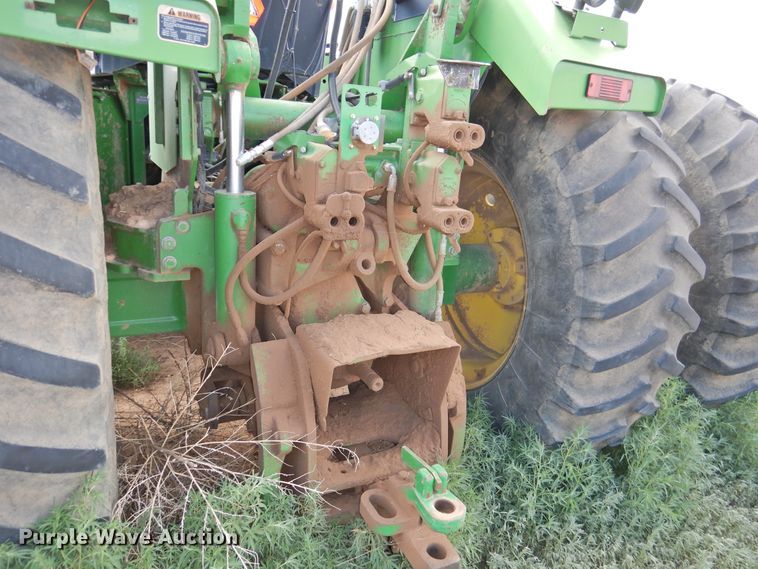 image for item DI0200 1991 John Deere 8960  4WD tractor