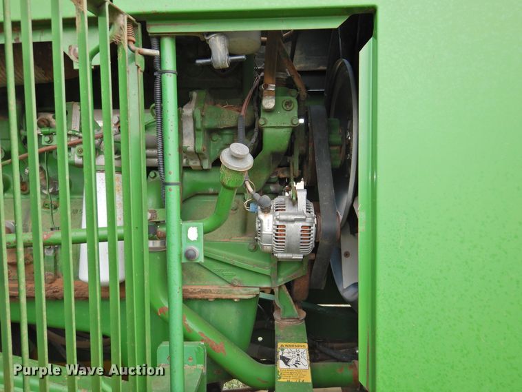 image for item DI0200 1991 John Deere 8960  4WD tractor