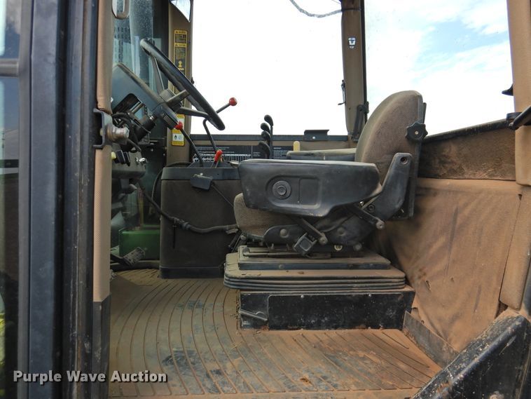 image for item DI0200 1991 John Deere 8960  4WD tractor