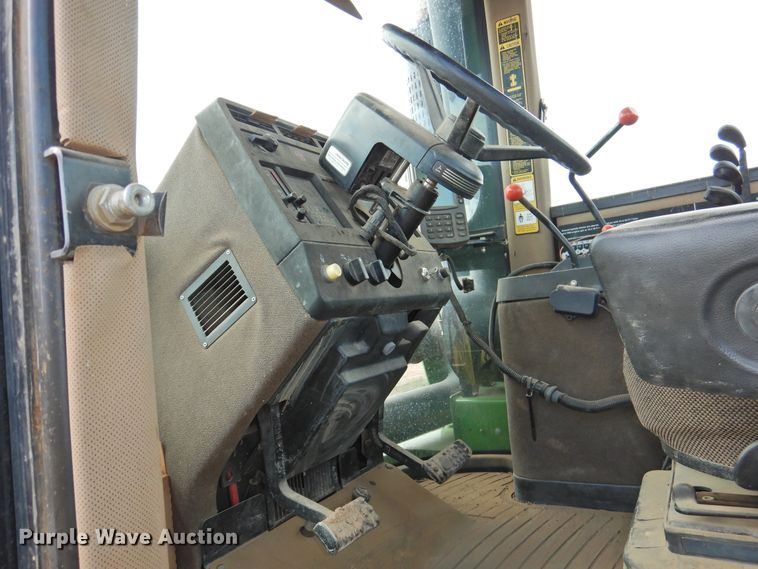 image for item DI0200 1991 John Deere 8960  4WD tractor