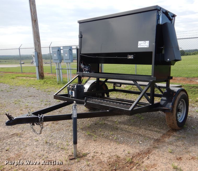Bull One cake feeder in Stillwater, OK Item DI0268 sold Purple Wave