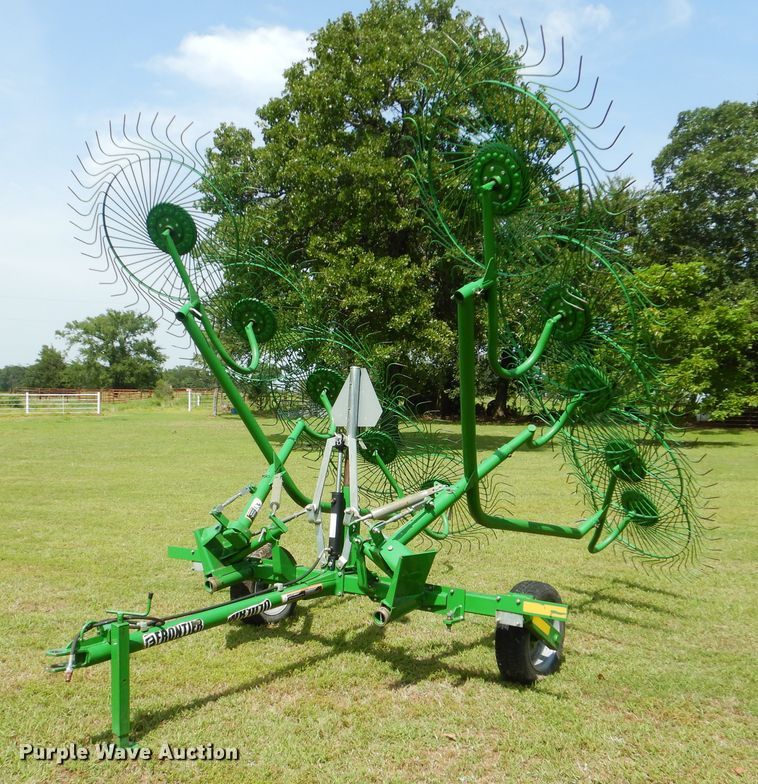 image for item DI0279 Frontier WR1010 hay rake