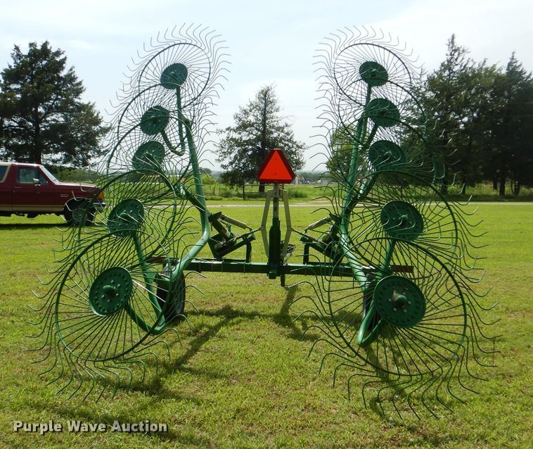 image for item DI0279 Frontier WR1010 hay rake