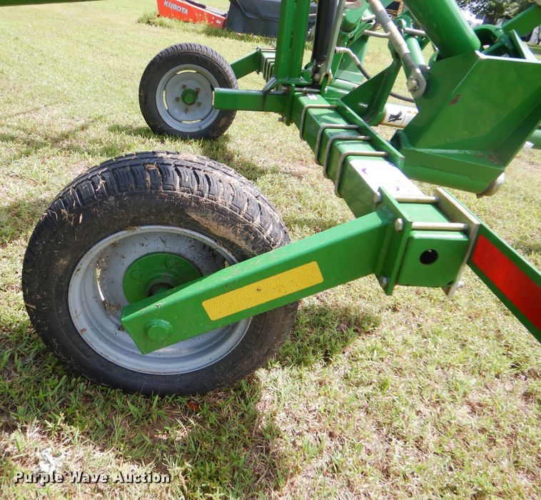image for item DI0279 Frontier WR1010 hay rake