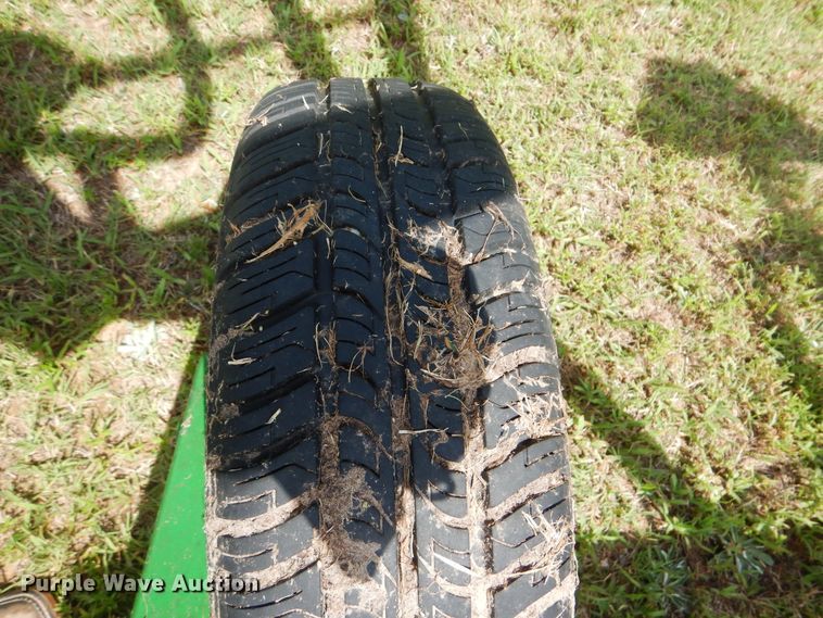 image for item DI0279 Frontier WR1010 hay rake