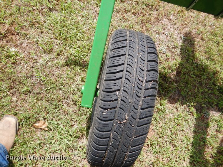 image for item DI0279 Frontier WR1010 hay rake