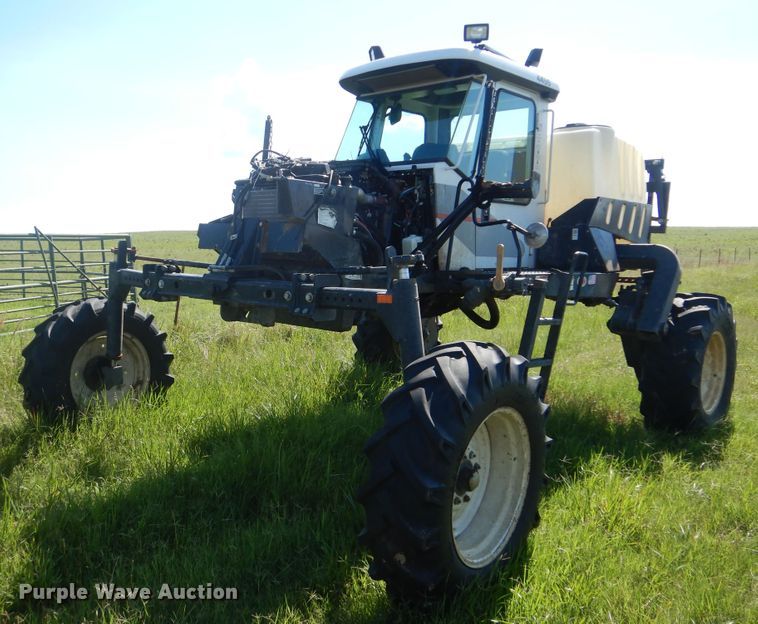 image for item DI0301 2007 SpraCoupe 4455 sprayer
