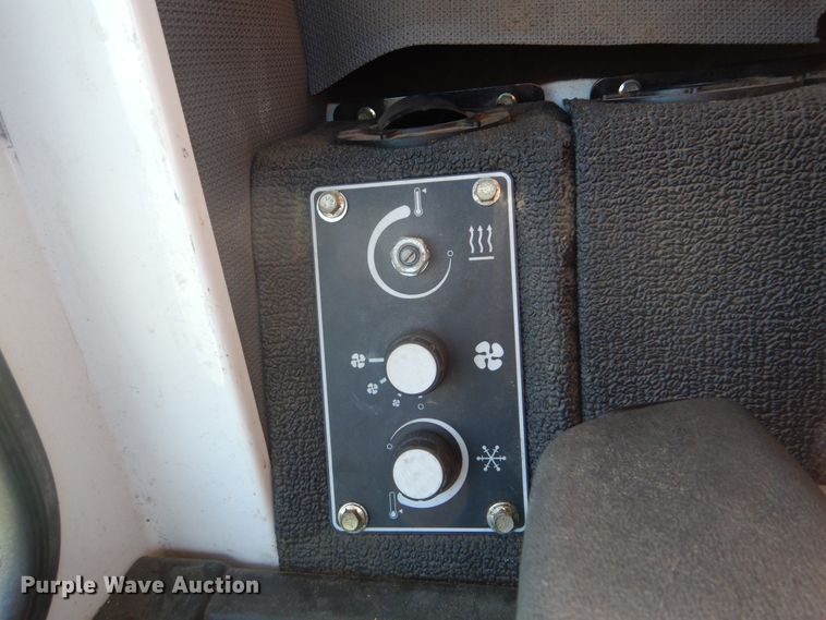 image for item DI0301 2007 SpraCoupe 4455 sprayer