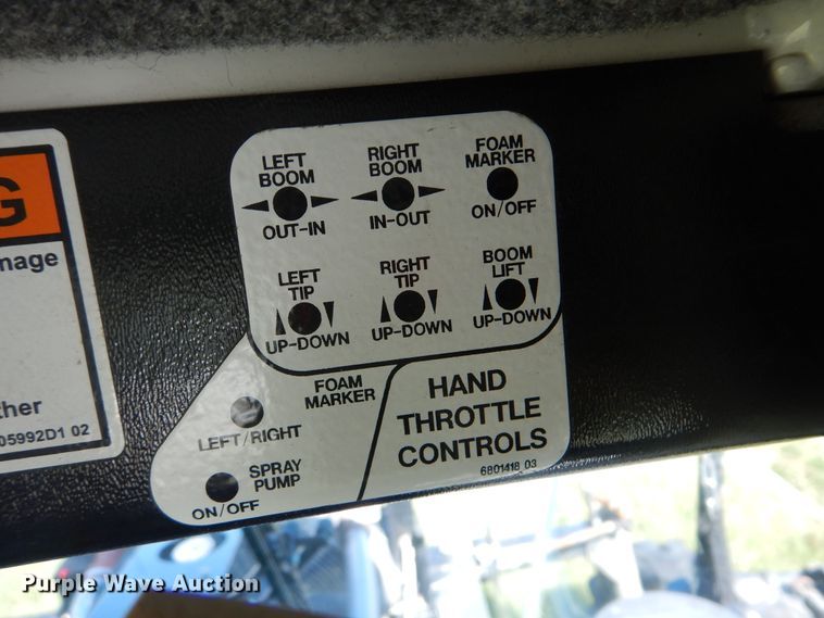 image for item DI0301 2007 SpraCoupe 4455 sprayer