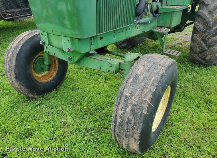 image for item DJ3151 1974 John Deere 4430  tractor