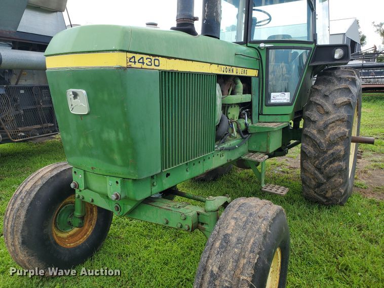 image for item DJ3151 1974 John Deere 4430  tractor
