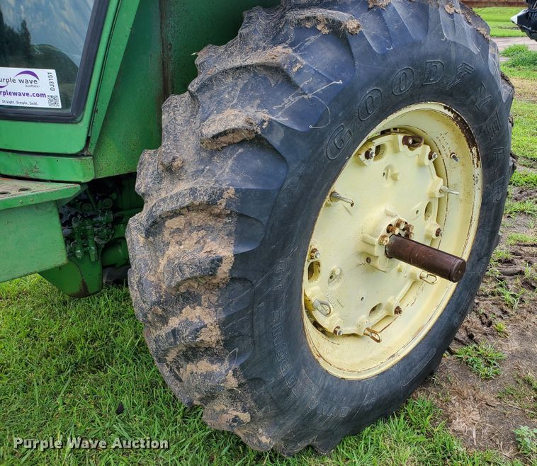 image for item DJ3151 1974 John Deere 4430  tractor