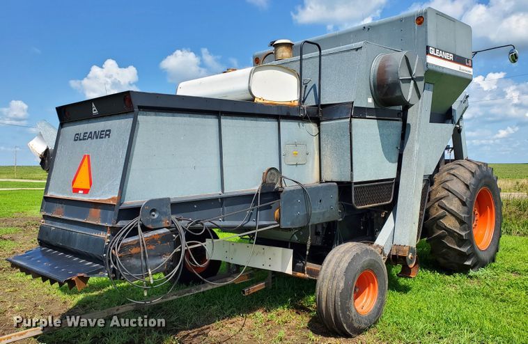image for item DJ3152 1983 Gleaner L3 60th Anniversary combine