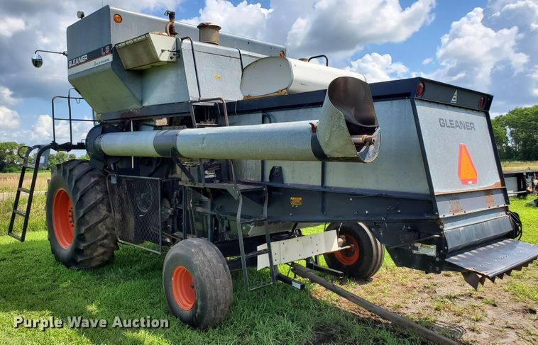 image for item DJ3152 1983 Gleaner L3 60th Anniversary combine