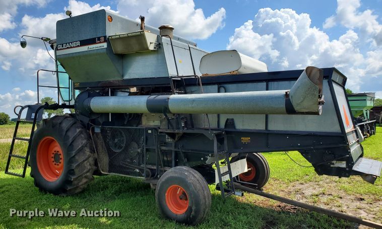 image for item DJ3152 1983 Gleaner L3 60th Anniversary combine