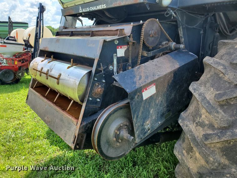 image for item DJ3152 1983 Gleaner L3 60th Anniversary combine