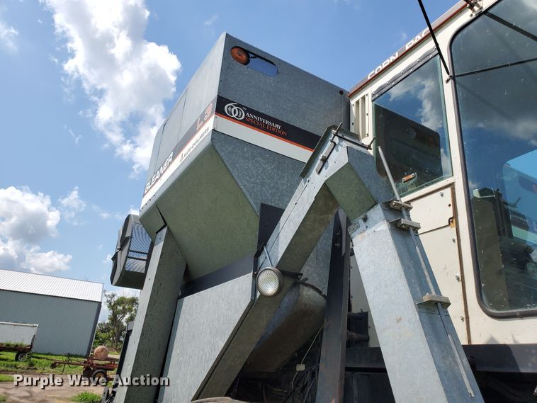 image for item DJ3152 1983 Gleaner L3 60th Anniversary combine