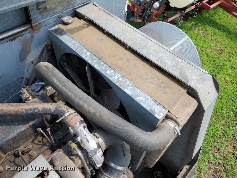 image for item DJ3152 1983 Gleaner L3 60th Anniversary combine