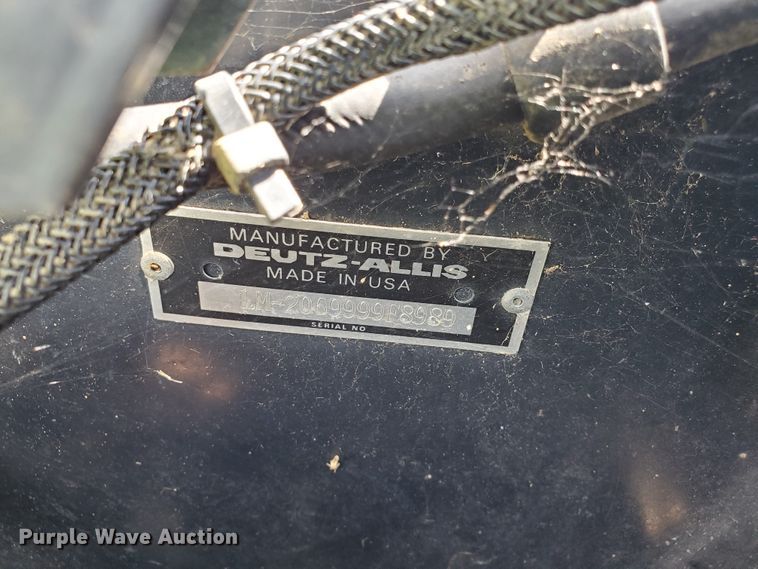 image for item DJ3157 Deutz Allis Green Stripe flex head