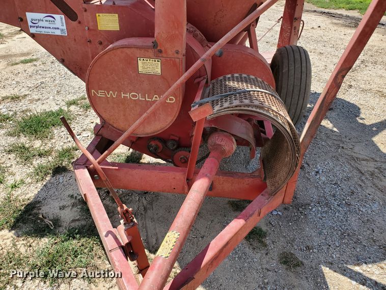 image for item DJ3162 New Holland 353 grinder/mixer