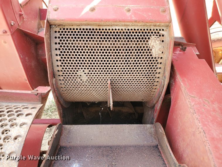 image for item DJ3162 New Holland 353 grinder/mixer