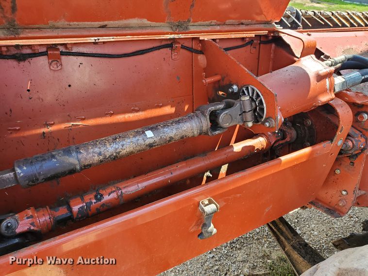 image for item DJ3163 2002 Hesston 8450  windrower