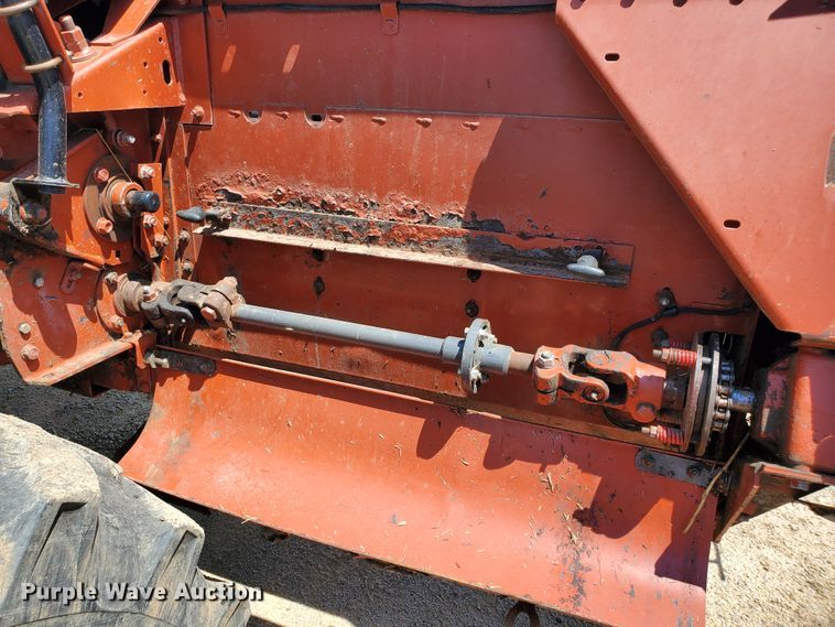 image for item DJ3163 2002 Hesston 8450  windrower