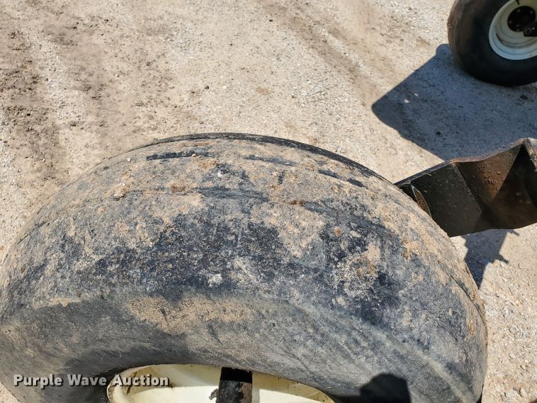 image for item DJ3163 2002 Hesston 8450  windrower