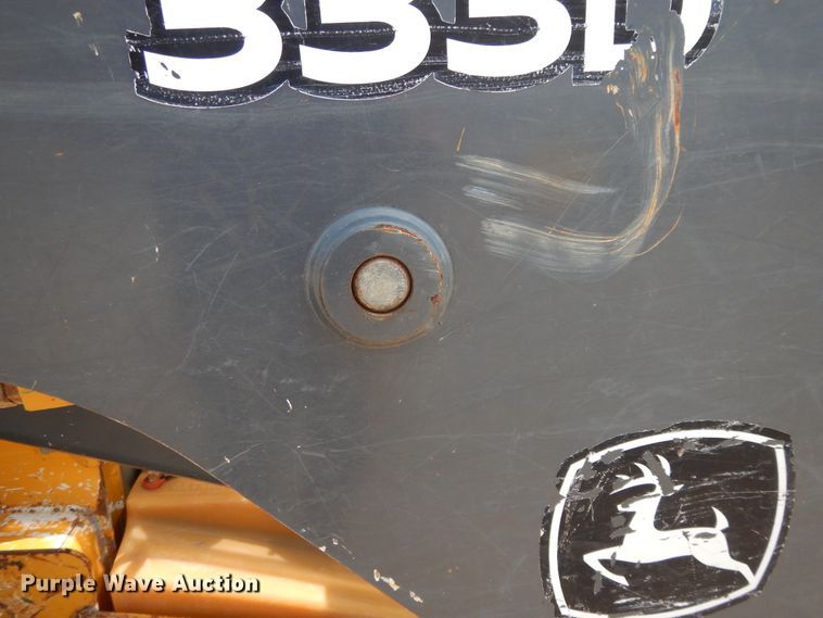 image for item DJ3485 2010 John Deere 333D  tracked skid steer loader