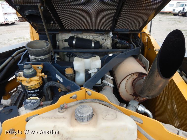 image for item DJ3485 2010 John Deere 333D  tracked skid steer loader