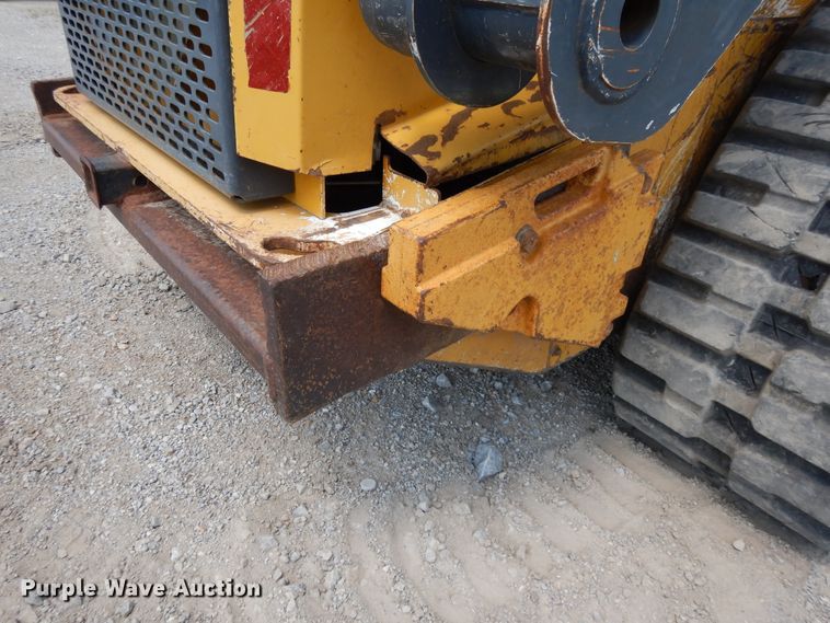 image for item DJ3485 2010 John Deere 333D  tracked skid steer loader