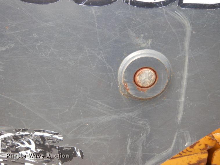 image for item DJ3485 2010 John Deere 333D  tracked skid steer loader