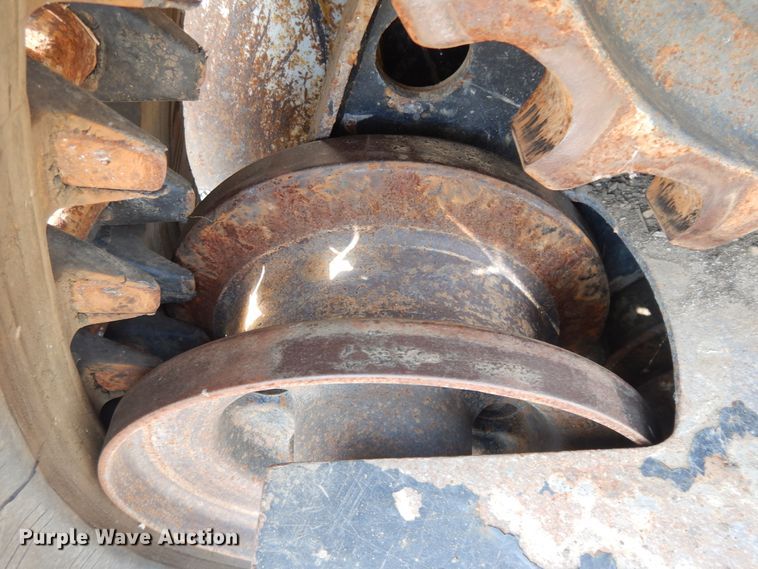 image for item DJ3485 2010 John Deere 333D  tracked skid steer loader