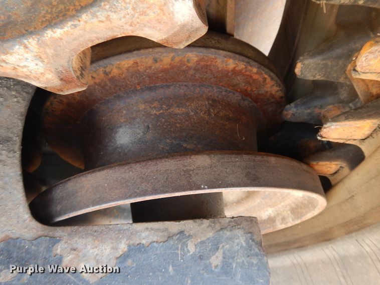 image for item DJ3485 2010 John Deere 333D  tracked skid steer loader