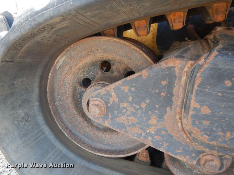 image for item DJ3485 2010 John Deere 333D  tracked skid steer loader