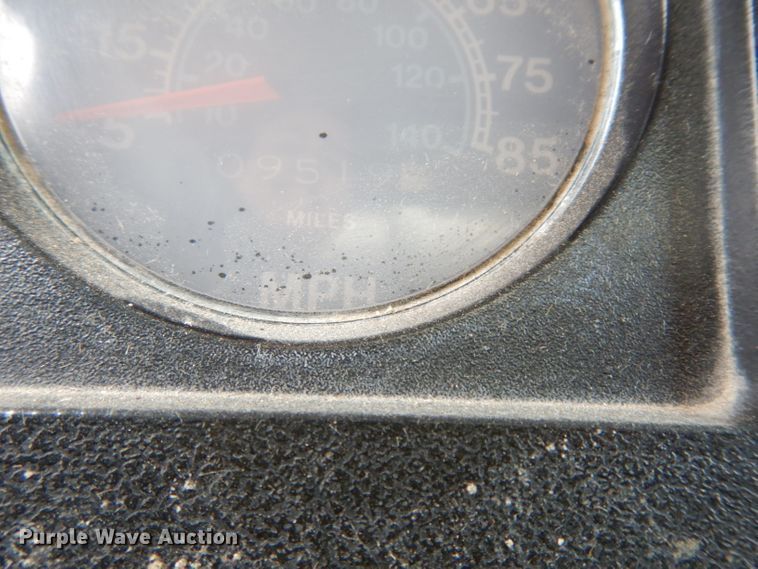 image for item DJ4324 1980 International S1954  grain truck